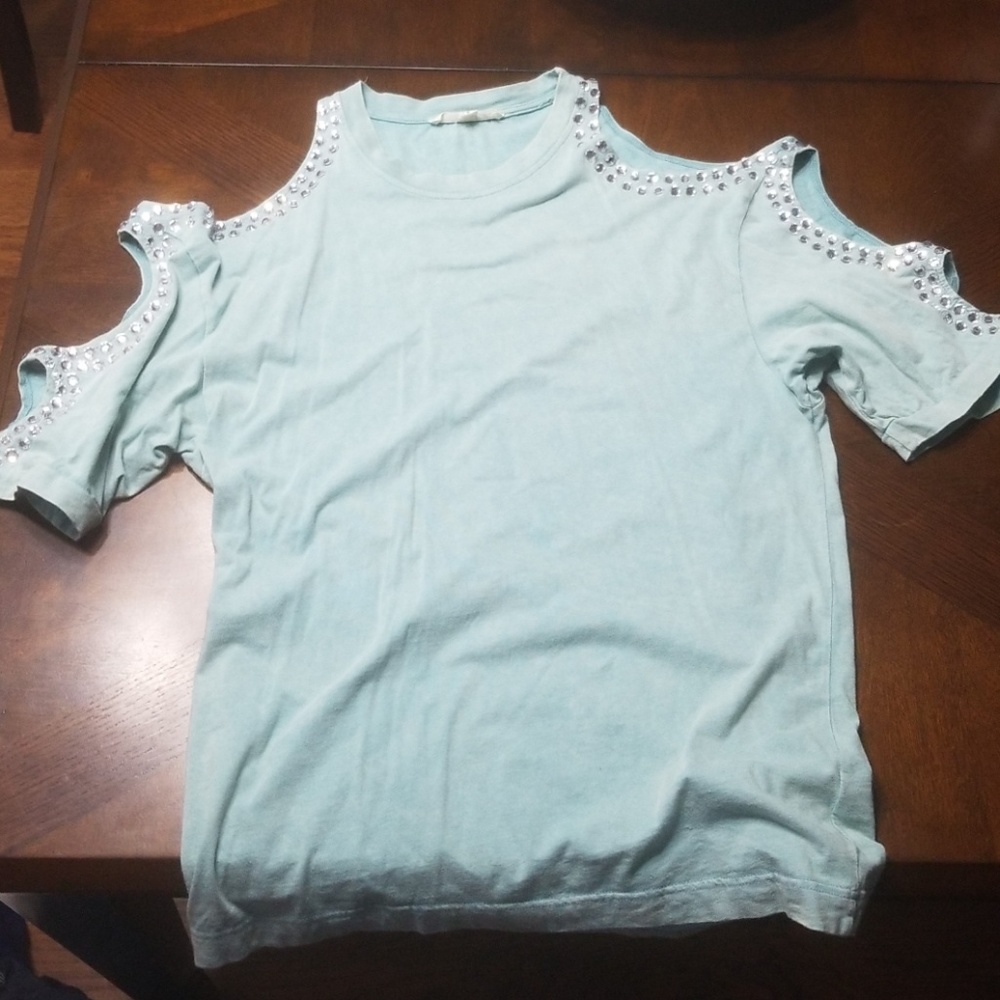 Oversized tee with bling cutouts